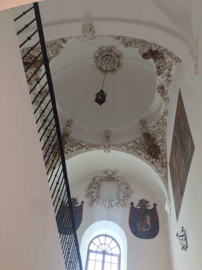 Ap. Palacete Marques D La Vega Antequera Exterior foto